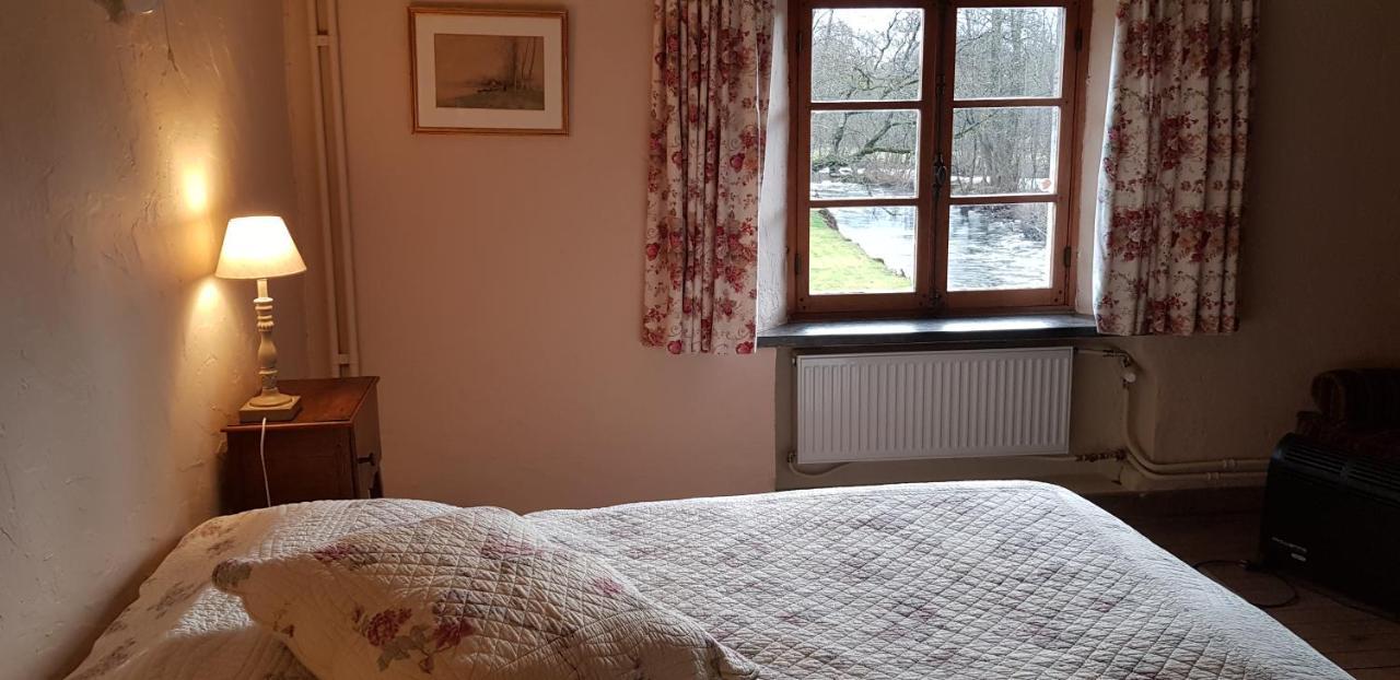B&B Le Moulin De Resteigne Eksteriør billede